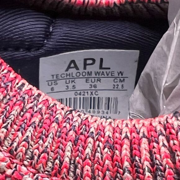 APL TechLoom Breeze Sneaker in Magenta/Neon Peach/Melange, Size 6. New in Box! - Picture 10 of 16